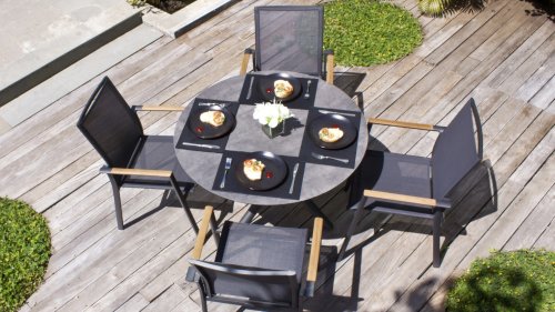 zebra fly diningset carbon graphite